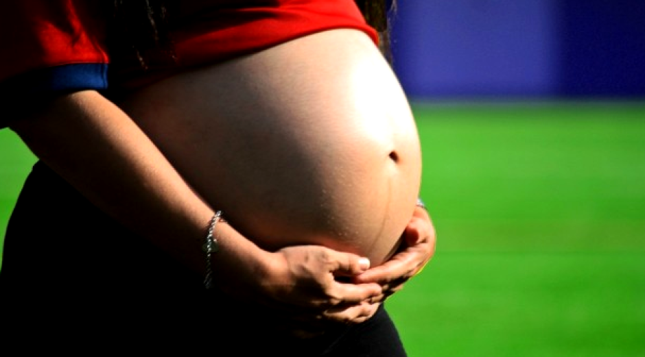 Estados Unidos anuncia restricciones de visa a mujeres embarazadas