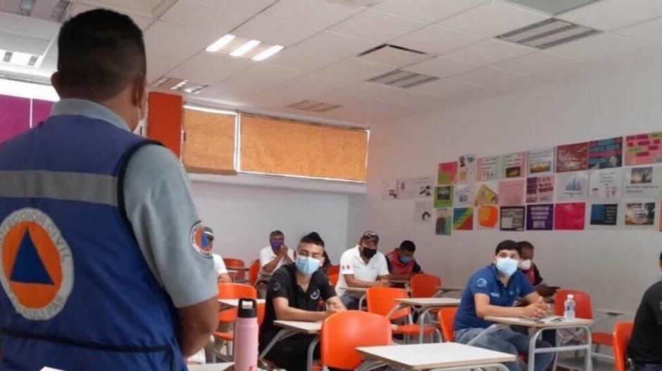 Elementos de PC en capacitación constate ante Covid-19