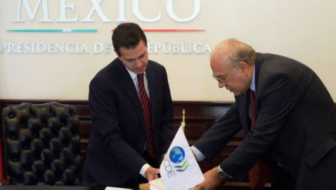 OCDE entrega a EPN informe sobre avances del NAICM