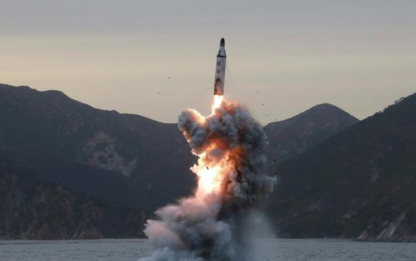 Corea del Norte vuelve a disparar "proyectiles no identificados"