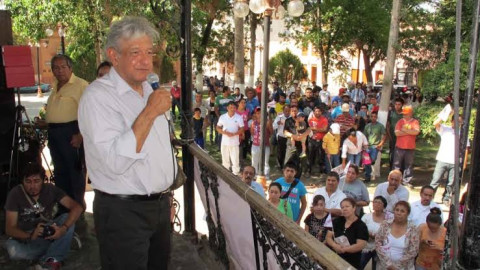 Continúa AMLO su gira de trabajo por la Huasteca Potosina