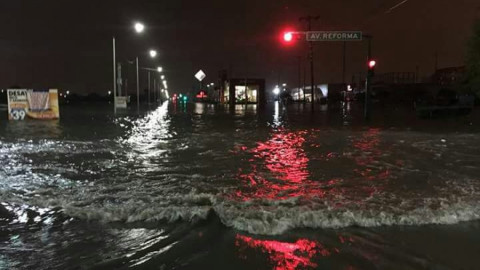 Lluvia deja inundaciones severas en Nuevo Laredo