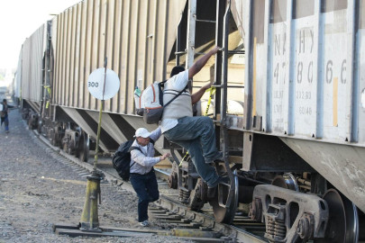 Migrante sufre amputaciones al caer de tren en Piedras Negras