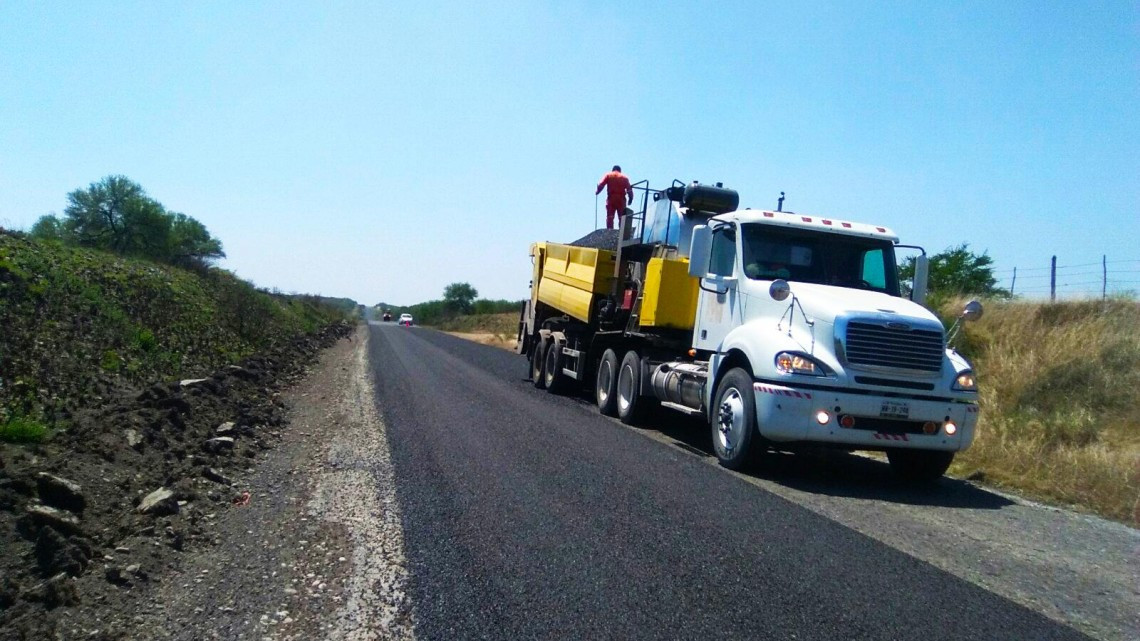 Invierte Obras Públicas más de 76 mdp en conservación de caminos
