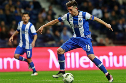 Confirma Porto ausencia de Héctor Herrera para enfrentar a Boavista 