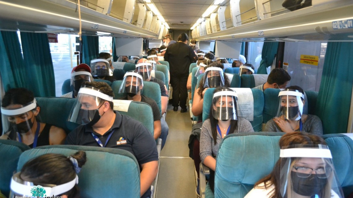 Vacunan a empleados de maquiladoras en Puente Internacional Juarez-Lincoln