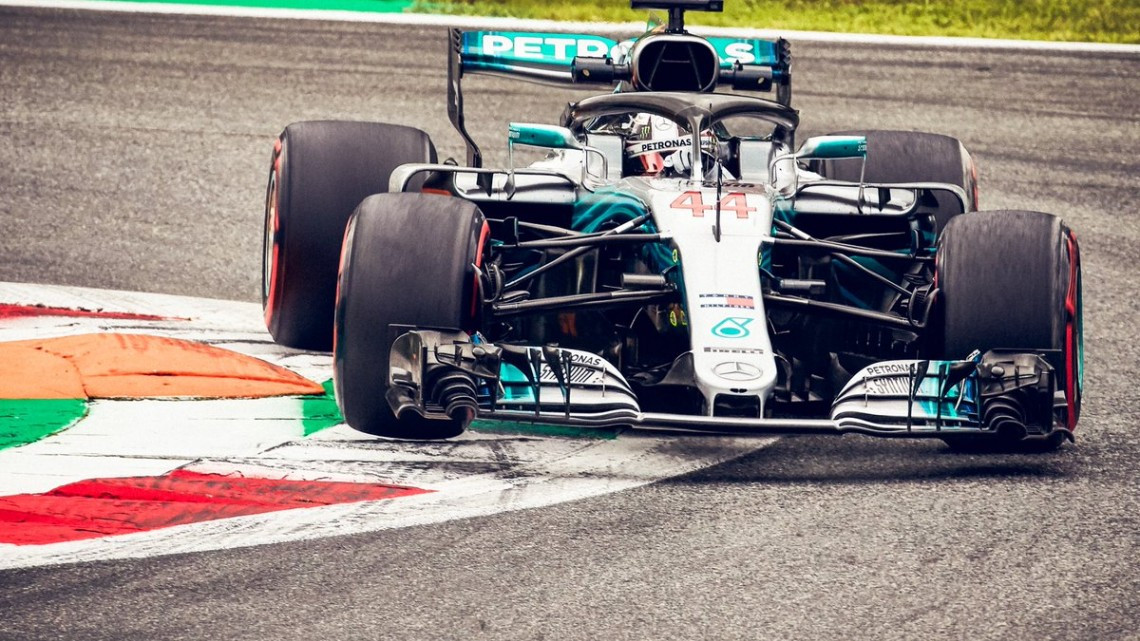 Lewis Hamilton se lleva en el GP de Italia, Checo Pérez termina en octava posición