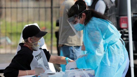 Estados Unidos vuelve a presentar repunte en el conteo de casos de COVID-19 