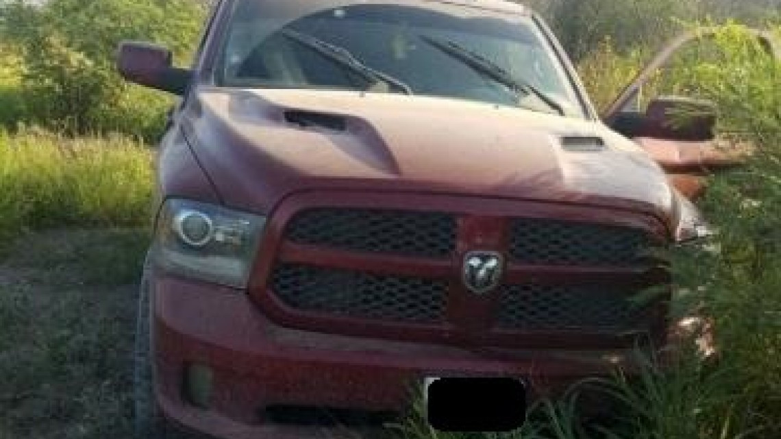 Asegura SSP 5 vehículos y un arma en Río Bravo