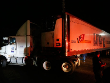 No es solo uno, son dos tráileres con cuerpo en Jalisco