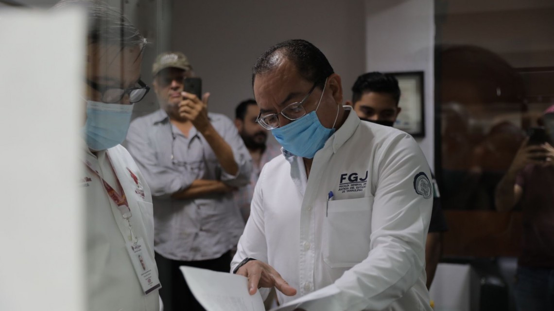 Reporta alcaldesa de Nuevo Laredo cateo de la FGJT a las oficinas de Tesorería