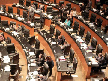 Promulgan Ley de Salarios Máximos