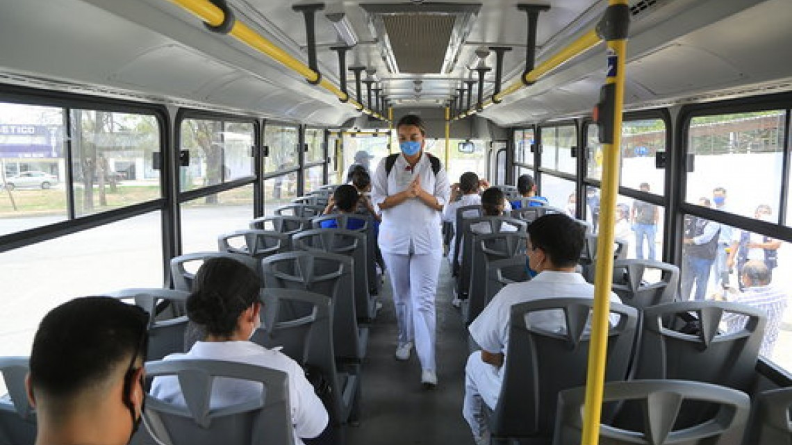 Transporta ITACE a personal de instituciones de salud