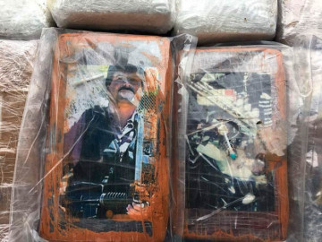 Decomisan droga en Perú con etiquetas de Pablo Escobar y el Chapo