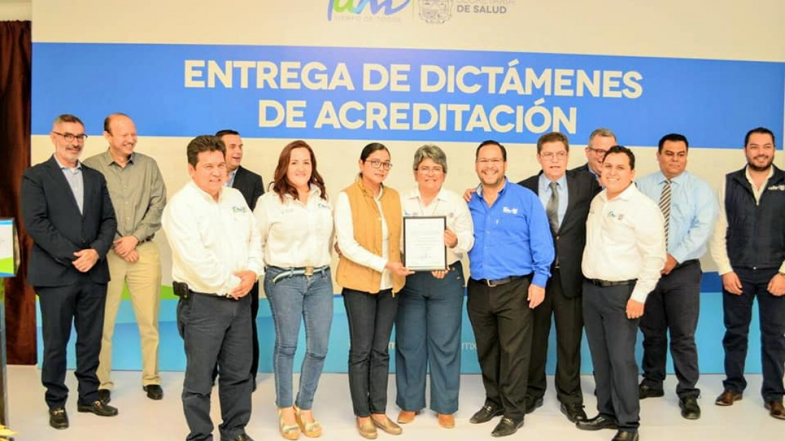 Entregan dictámenes de acreditación a Salud