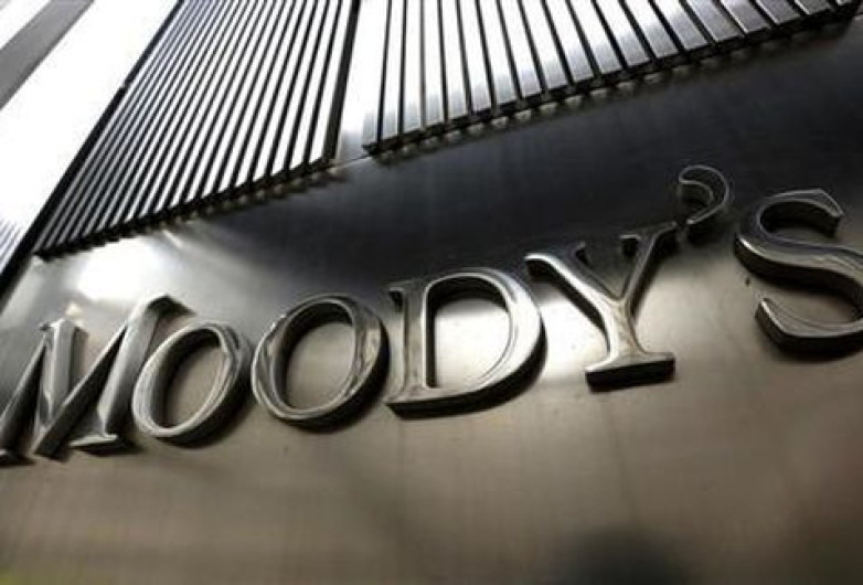 Moody's disminuye calificación de Telmex y America movil