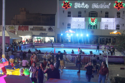 Más niños y jóvenes disfrutan de la pista Reynosa Sobre Hielo