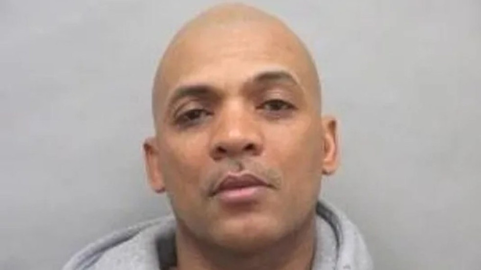 Arrestan a sospechoso de trata de personas en la lista de los más buscados