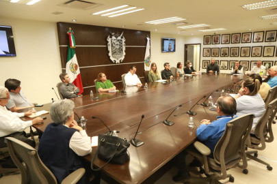 Acuerdan Gobierno Municipal, cámaras y sectores productivos reforzar medidas para prevenir contagios por coronavirus