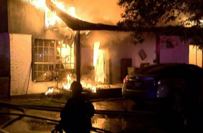 Fallecen tres niños en un incendio de un apartamento en Texas