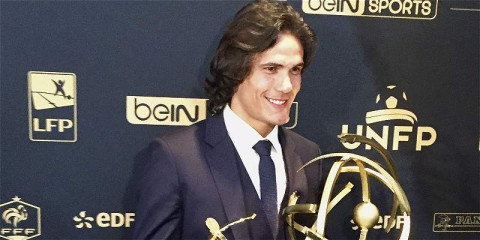 Edinson Cavani es elegido como el mejor jugador del año en Francia