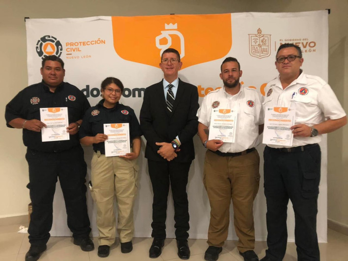 Capacitan a elementos de PC para atender crisis suicidas 