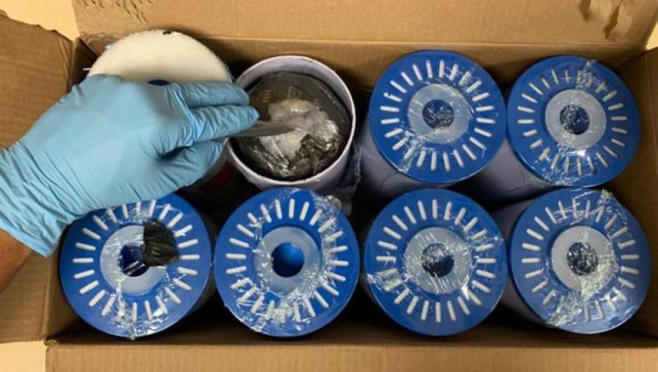 Esconden 8 kilos de crystal en filtros de agua en Culiacán