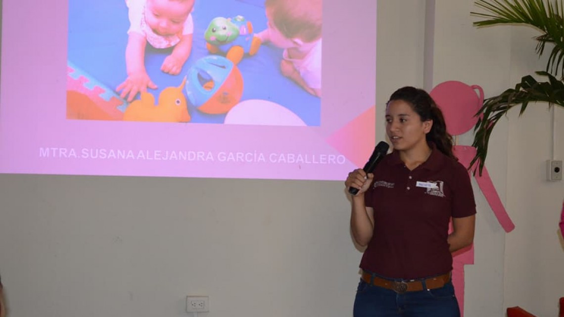 Jóvenes del programa AMA participan en taller