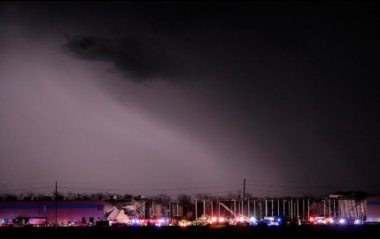 Tornado en Kentucky deja al menos 50 muertos