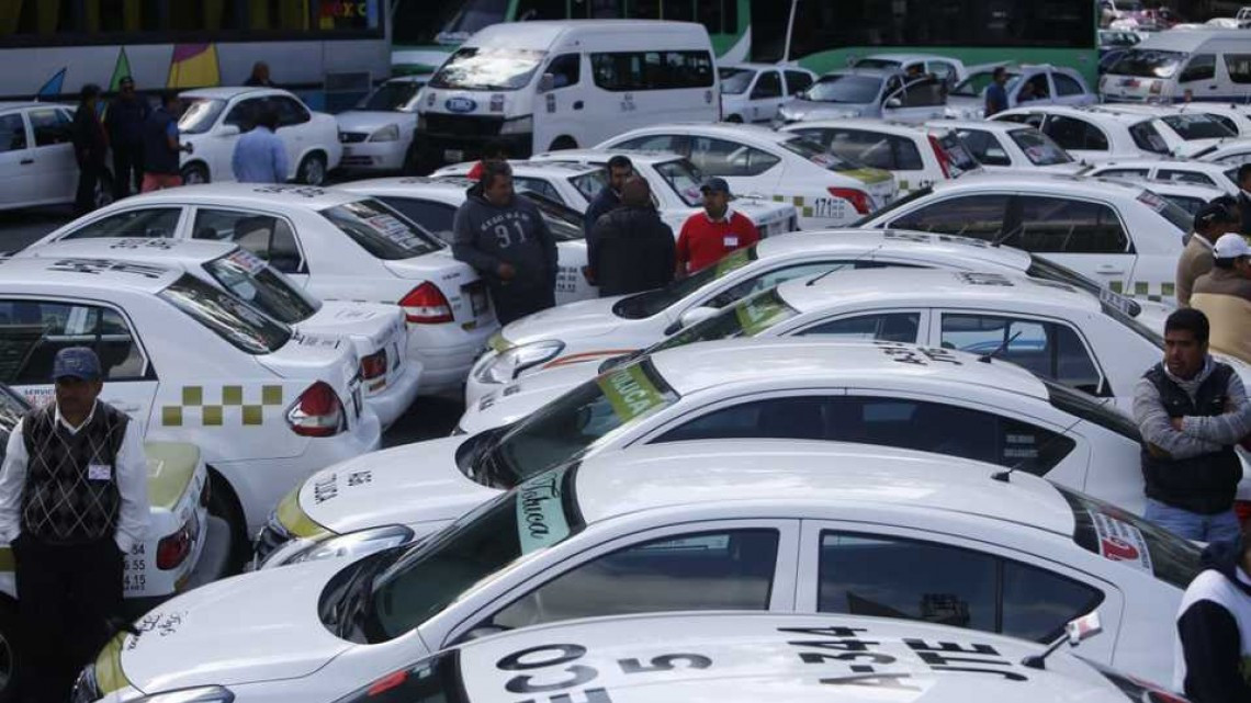 Paro de taxistas en la CDMX provoca caos, redes reaccionan