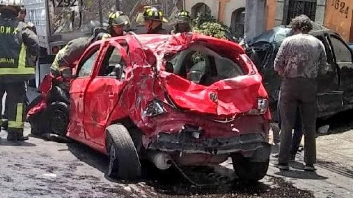  Persecución de tráiler deja 4 muertos y 14 heridos