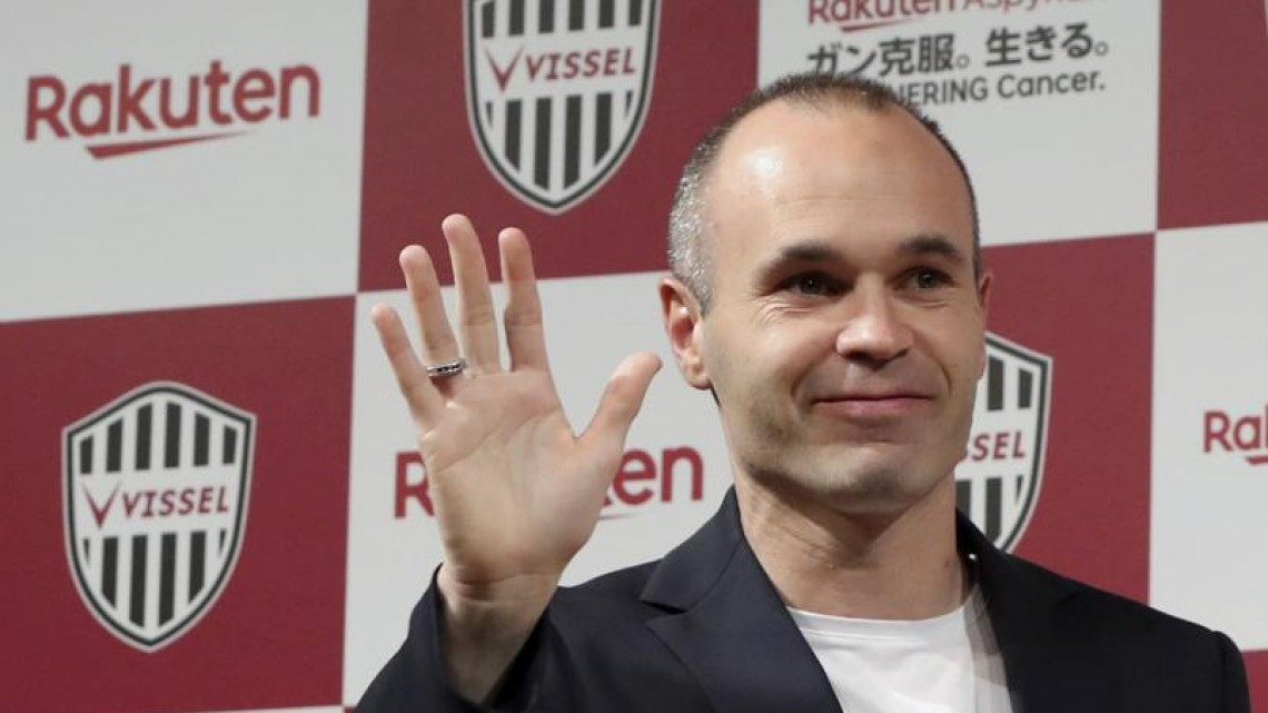 Así fue la presentación de Iniesta en Japón