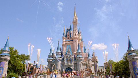 Arrestan a hombre por propasarse con una ‘princesa’ en Disney