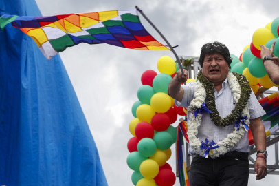 Evo Morales retoma el control del mayor sindicato cocalero