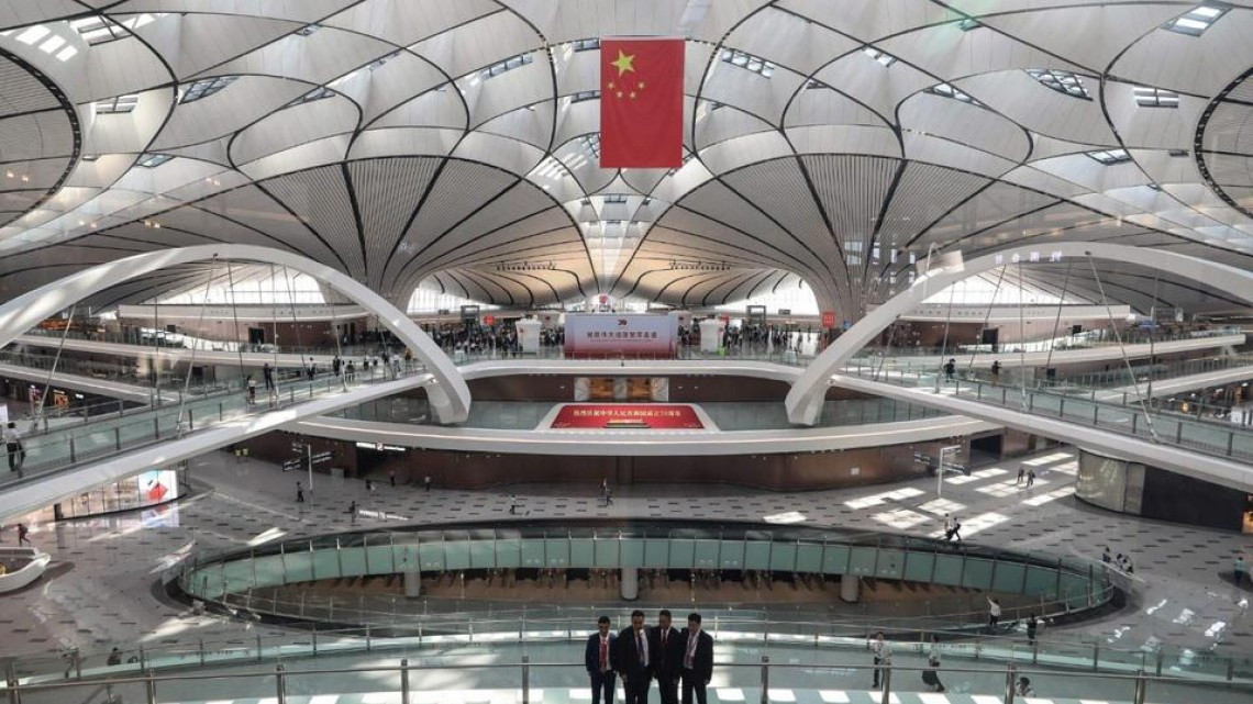 China inaugura el aeropuerto más caro y grande del mundo.