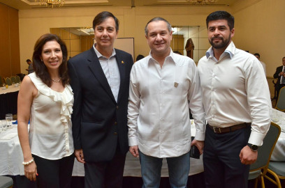 Adrián Oseguera refuerza lazos con sector empresarial