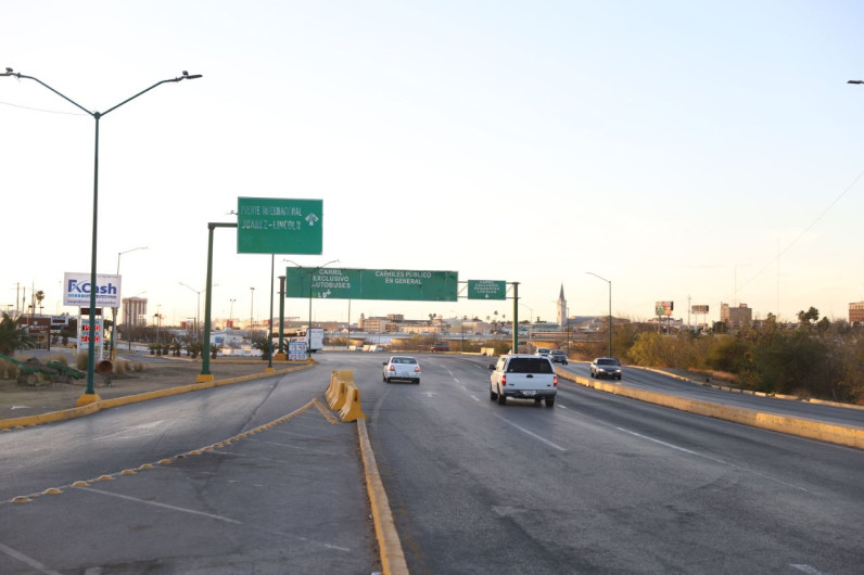 Cierran Puente II por ceremonia del abrazo: Tránsito brindó apoyo en vías alternas 