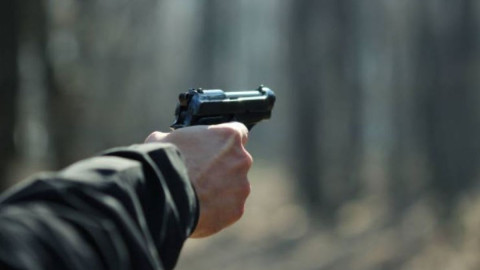 Detienen a conductor de Uber que disparó contra pasajeros