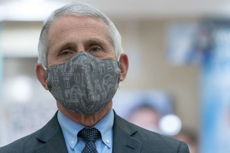 EU experimentará 'más dolor y sufrimiento' por COVID-19: Fauci
