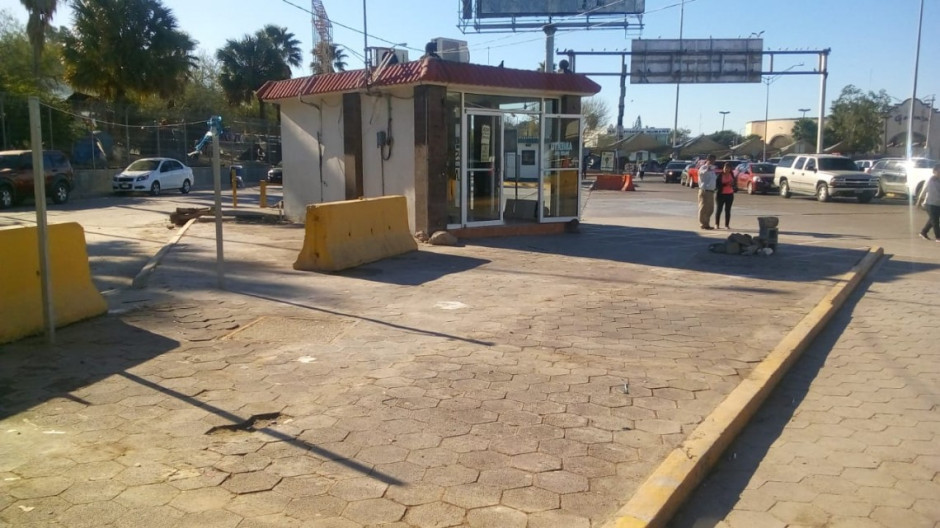 Empresarios turísticos aplauden decisión de mover a migrantes del Puente Nuevo