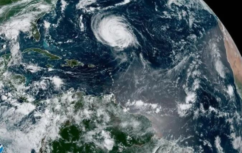 Se forma al noreste del Golfo de México la Tormenta Tropical "Mindy"