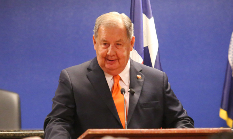 Juez del condado de Hidalgo declara situación local de desastre por flujo continuo de personas migrantes que buscan asilo en EU