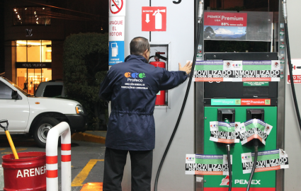796 gasolineras son sancionadas por la Profeco