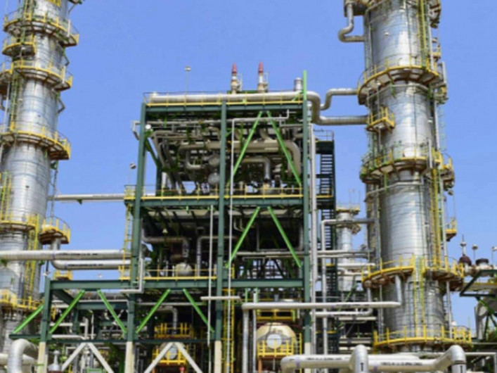 3 heridos tras explosión en refinería de Salamanca