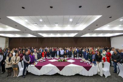 Convivió Alcalde Carlos Peña Ortiz por Día del Periodista con comunicadores de Reynosa 
