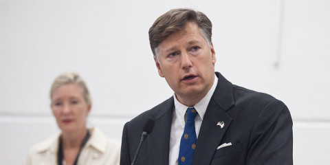 Hay gobierno paralelo de los narcos en ciertas partes de México: Landau