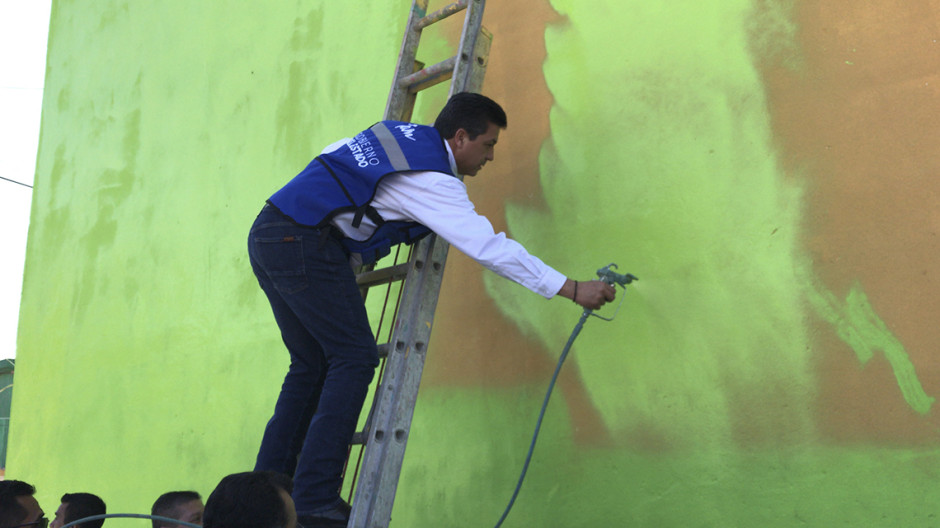 Beneficia programa de pintura de viviendas a más de 18 mil familias