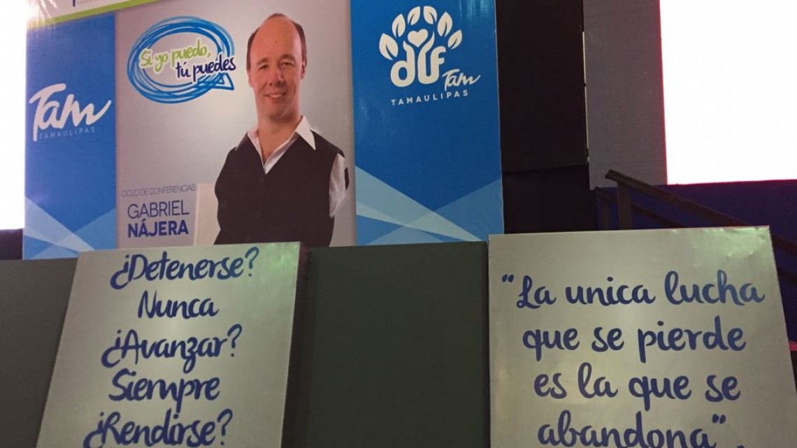 Gabriel Nájera motiva a jóvenes de Reynosa