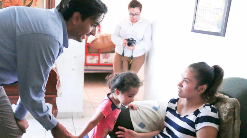 Lleva DIF apoyo a Luisa Fernanda 