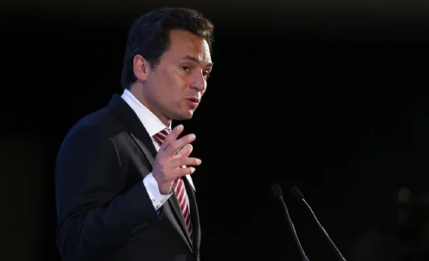 Frenan cualquier orden de captura en contra de Lozoya